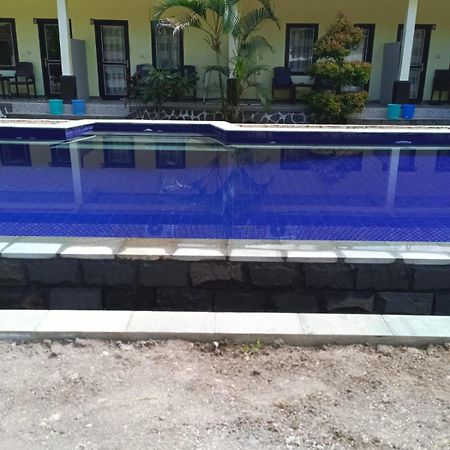 Kuta Lodge Homestay מראה חיצוני תמונה