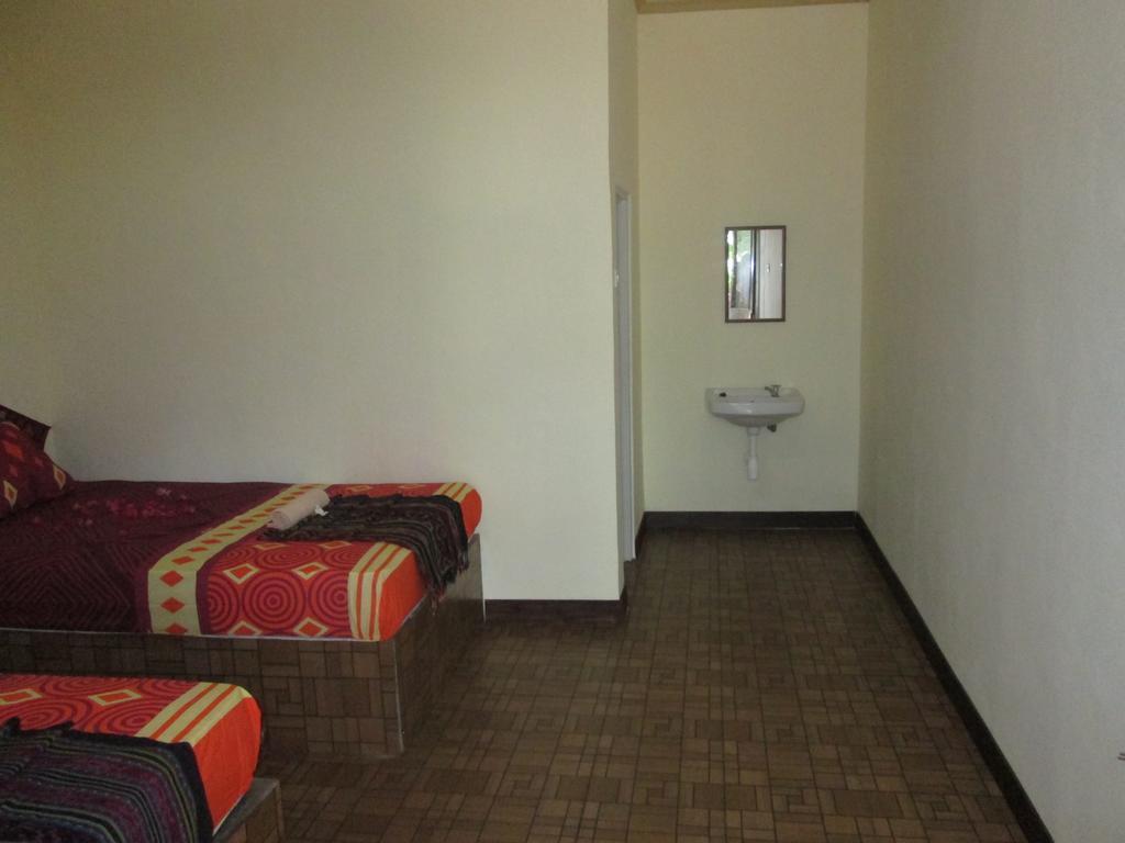 Kuta Lodge Homestay מראה חיצוני תמונה