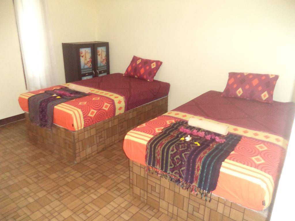 Kuta Lodge Homestay מראה חיצוני תמונה